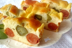 Pita sa roštilj kobasicama