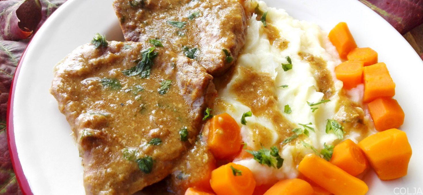 Lovačke šnicle sa belim vinom – Recept za najmekše meso (Video)