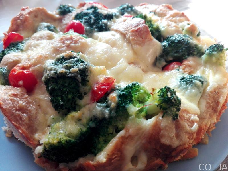 Cela ispečena pita od starog hleba