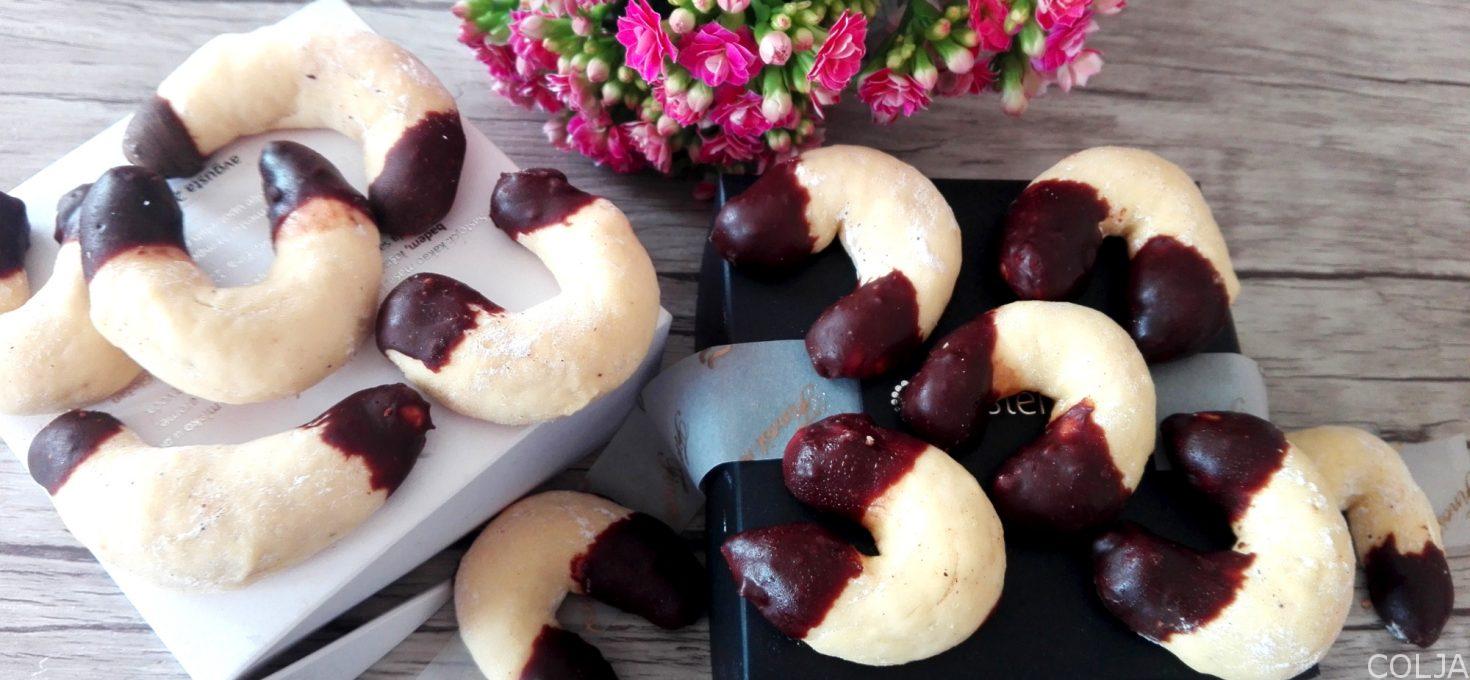 Kiflice sa pireom od jabuka