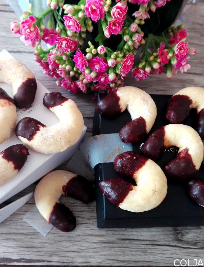 Kiflice sa pireom od jabuka