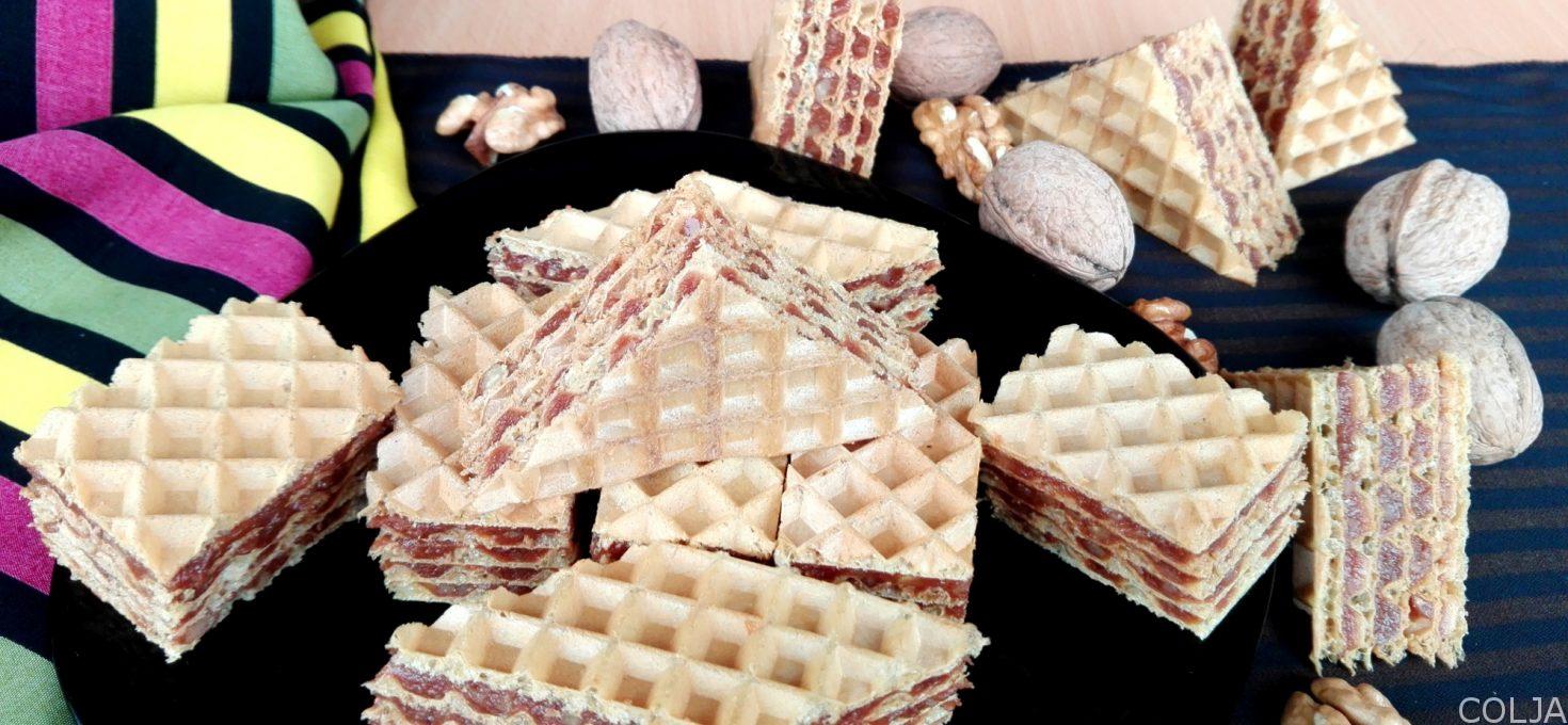 Oblande sa orasima, keksom i čokoladom