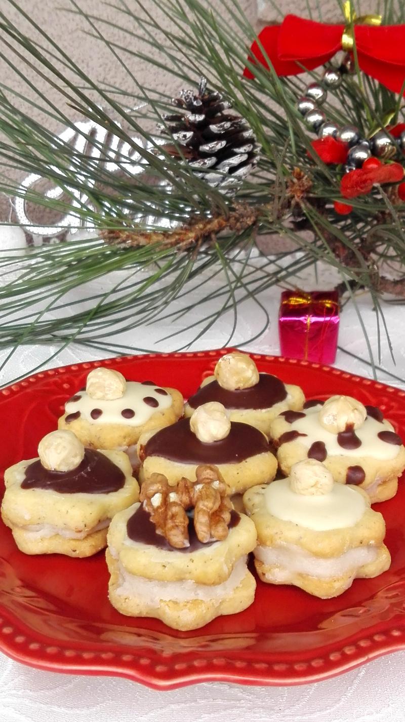 BOŽIĆNI KOLAČIĆI