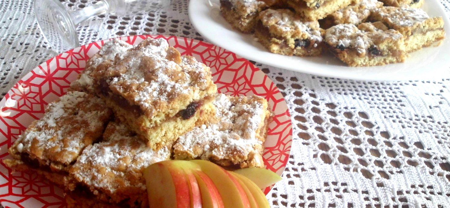 Lenja pita sa jabukama i brusnicama