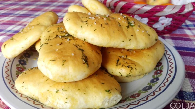 AROMATIČNI HLEPČIĆI