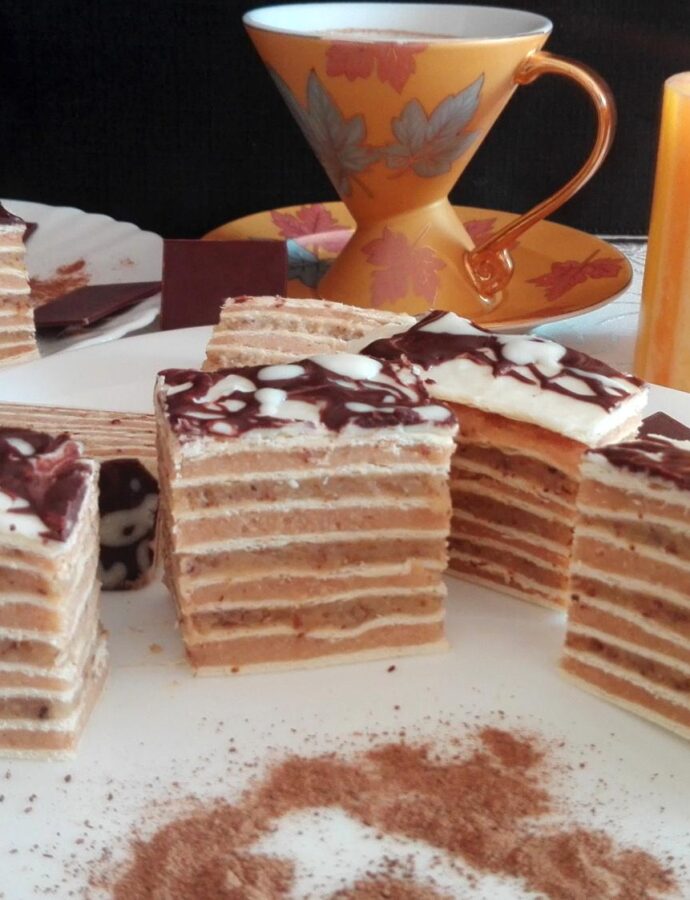 Rozen kolač sa belom čokoladom