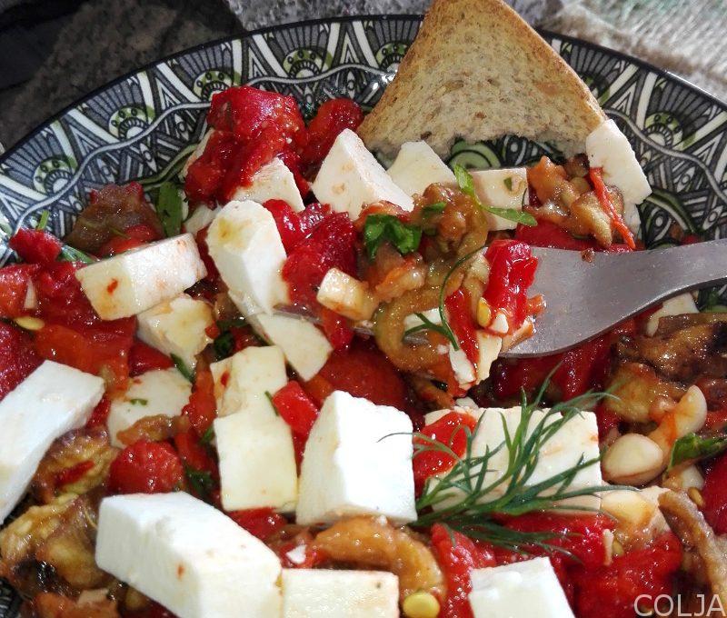 Salata od pečenih paprika i patlidžana
