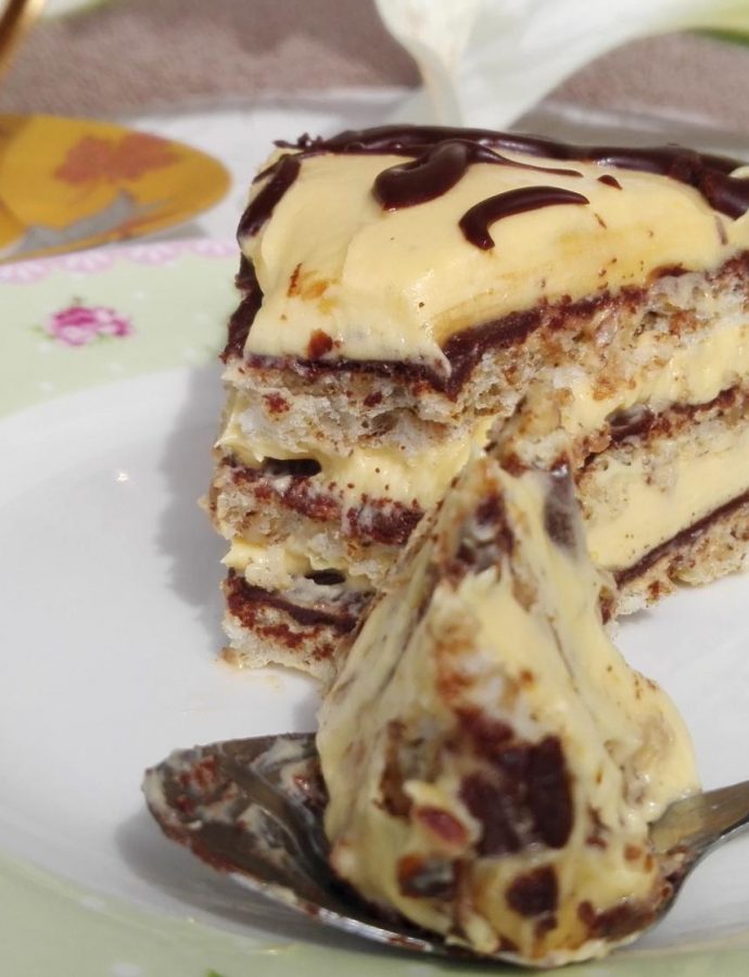 Greta torta sa lešnicima i karamelom