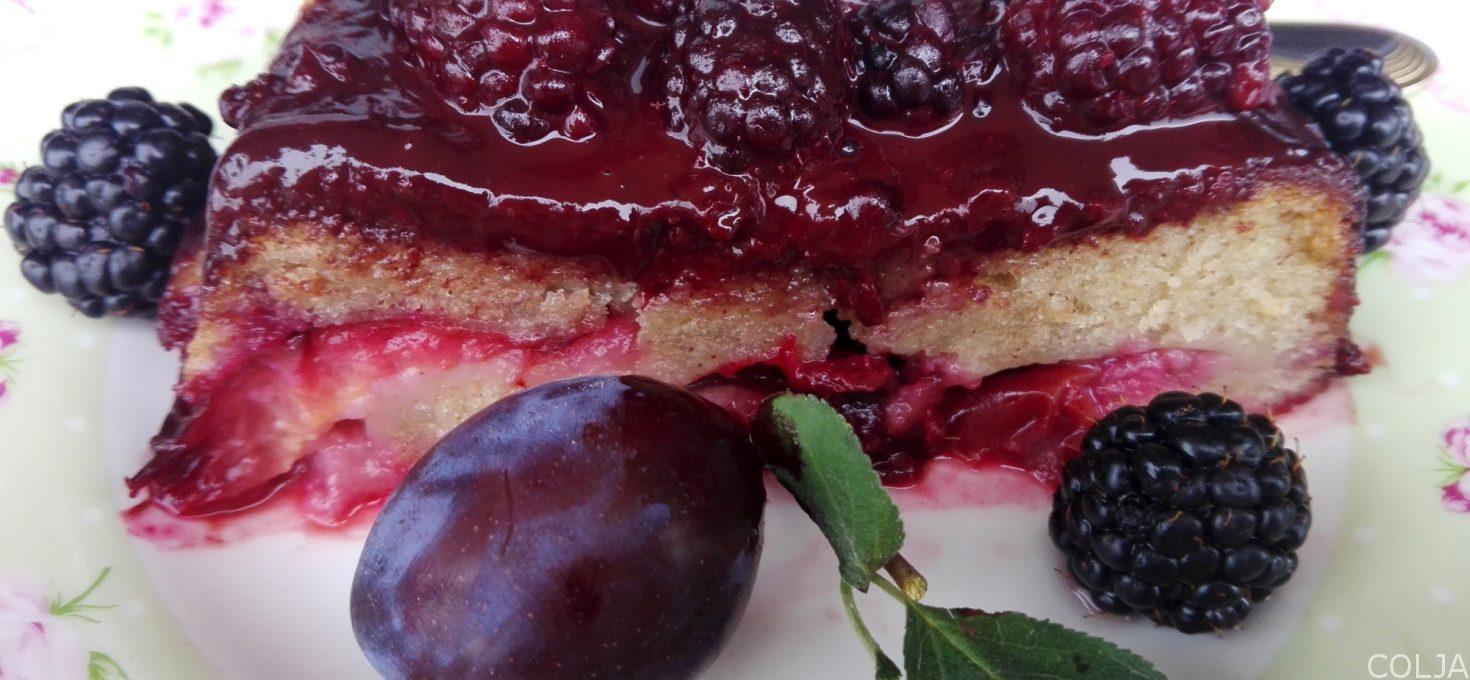 Kolač sa šljivama i prelivom