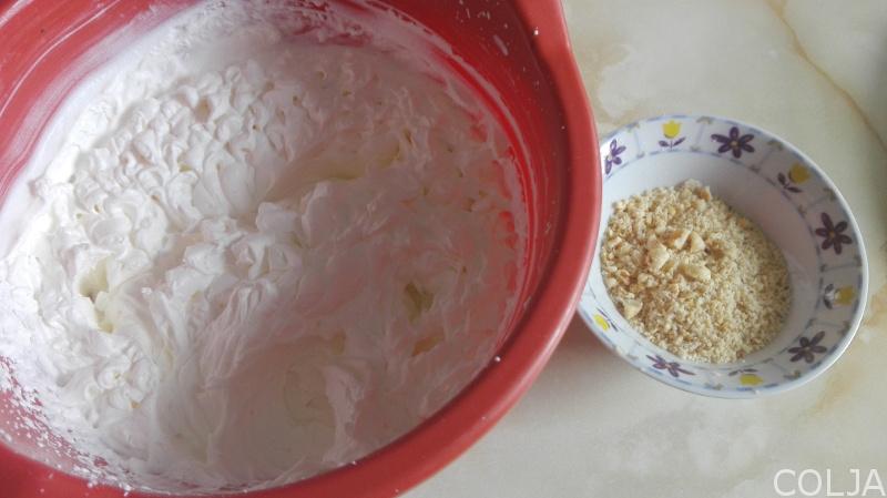 krem od slatke pavlake i lešnici