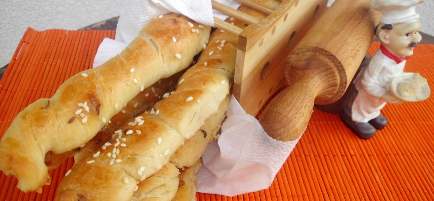 Štapići sa slaninom i susamom