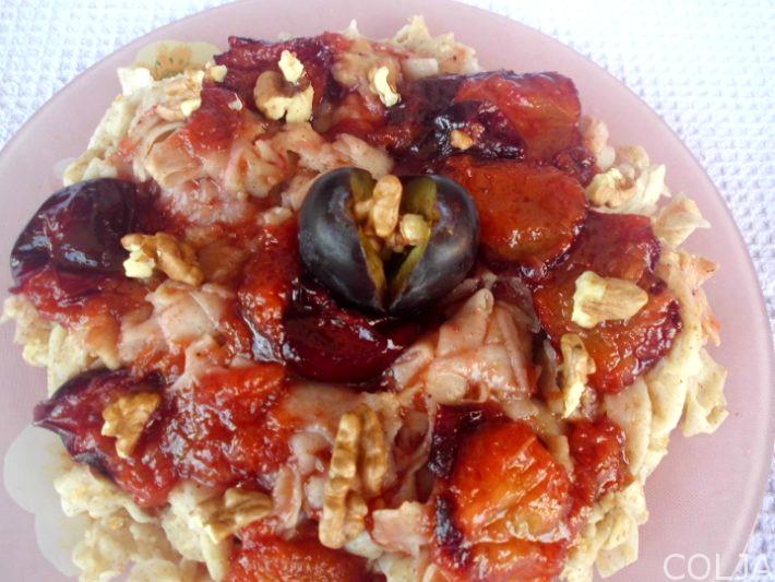 Testenina sa prelivom od šljiva