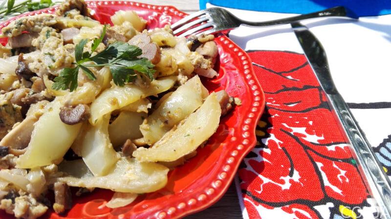 Pržene paprike i šampinjoni sa jajima1