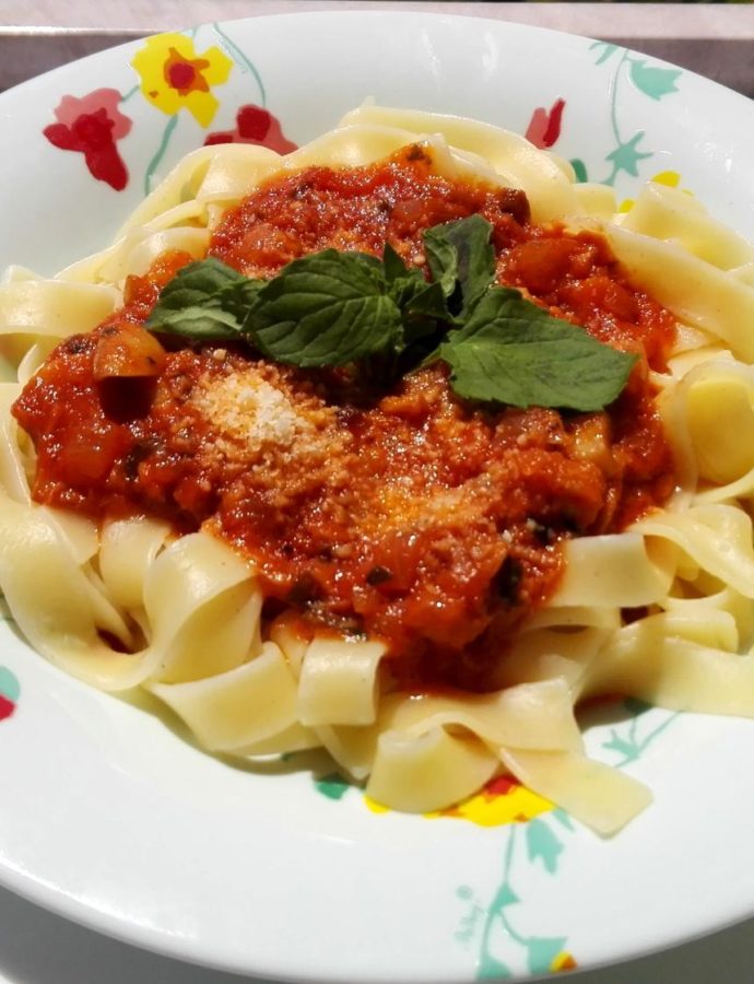 Testenina sa tunjevinom i šampinjonima