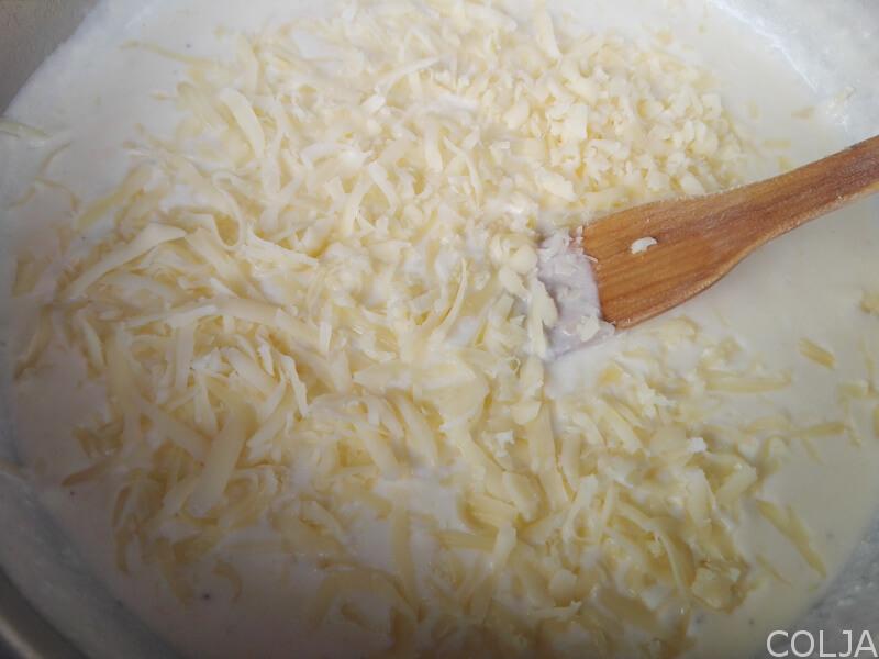 Bešamel sa pavlakom i kačkavaljem