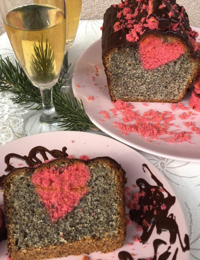 Mak kolač sa srcima