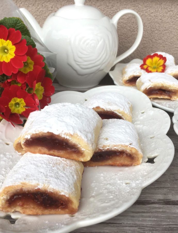 Prhke štrudlice sa džemom