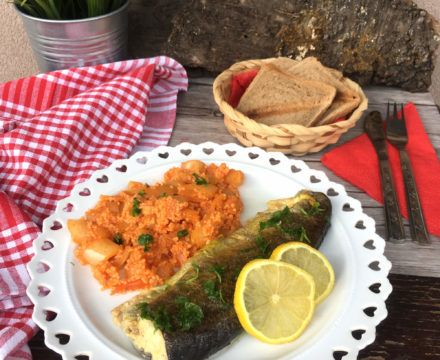 Pastrmka sa povrćem i kus kusom – Zdrav obrok za 40 minuta